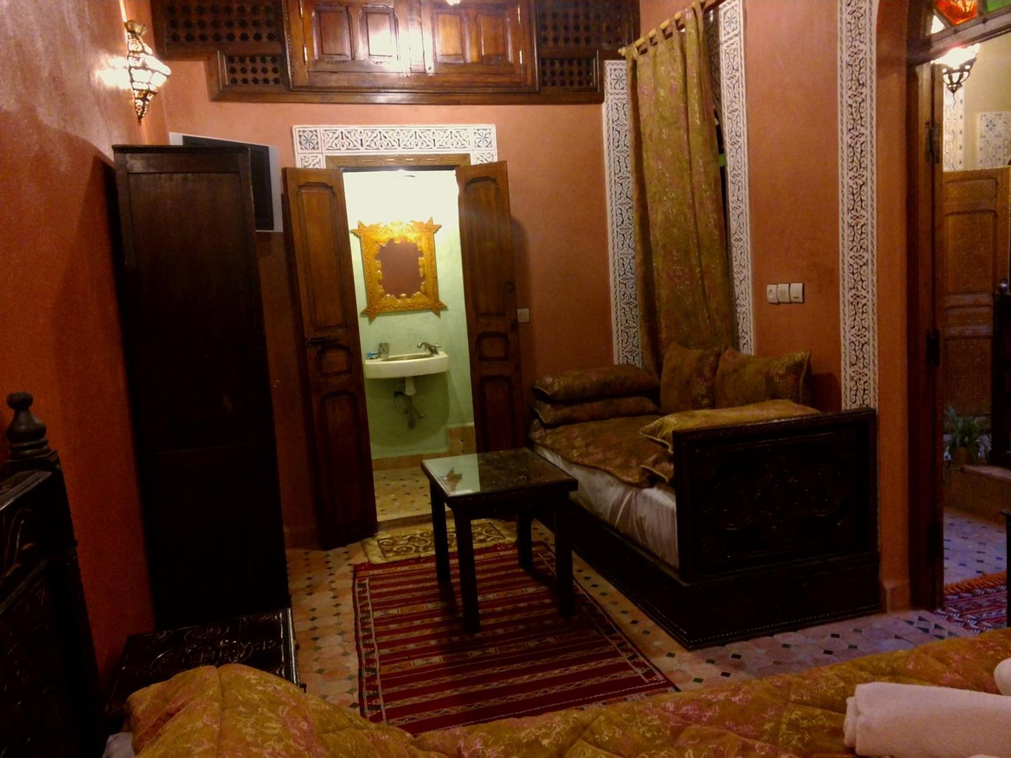 Riad Benchekroun Meknès Стая снимка